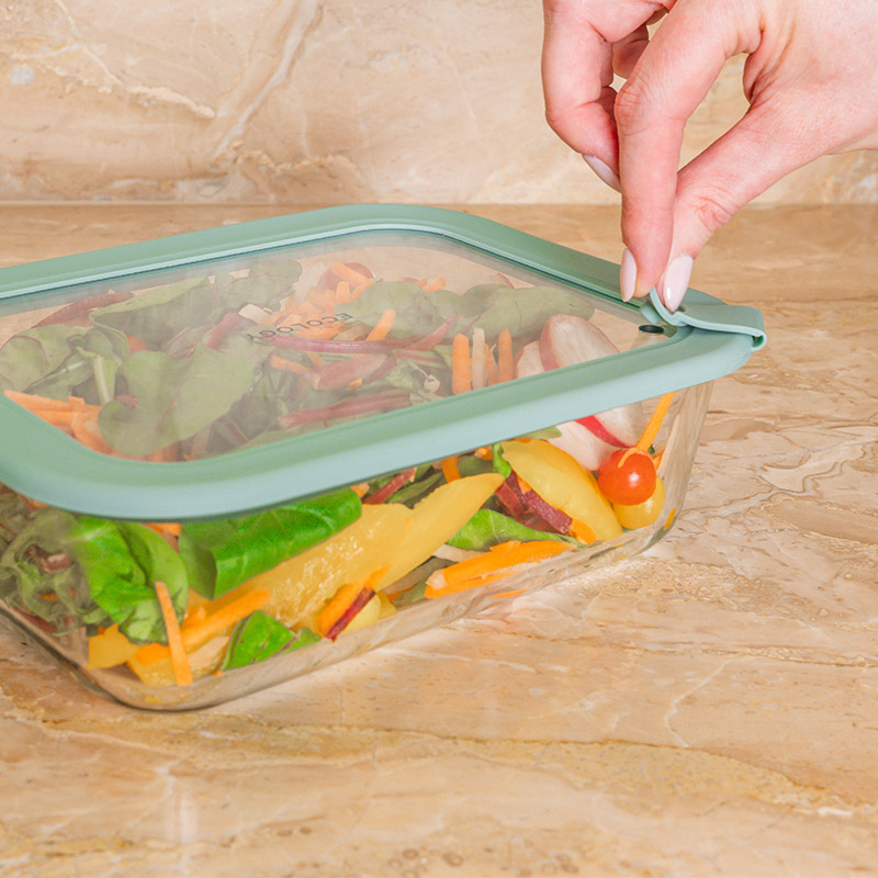Lifting the Fresh Tab on a Store Meal Prep lid